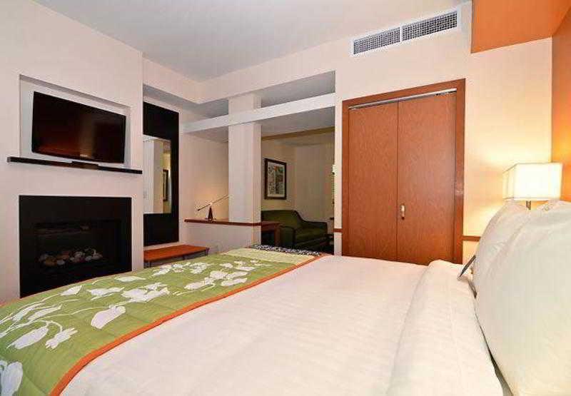 Fairfield Inn & Suites Santa Cruz - Capitola Zimmer foto